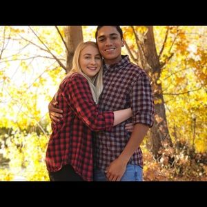 Meet your Posher, Elise